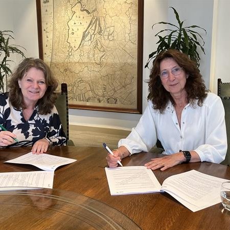 20250714 Ondertekening Leerwinkel