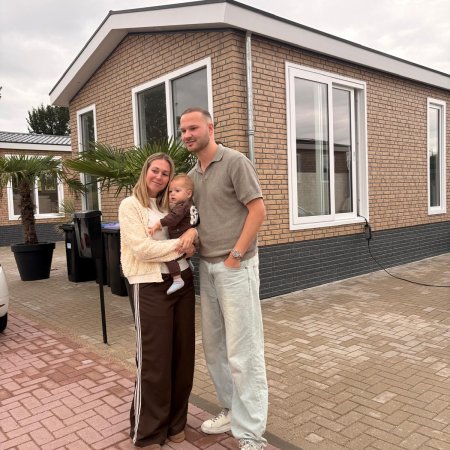 Bewoners voor hun woning