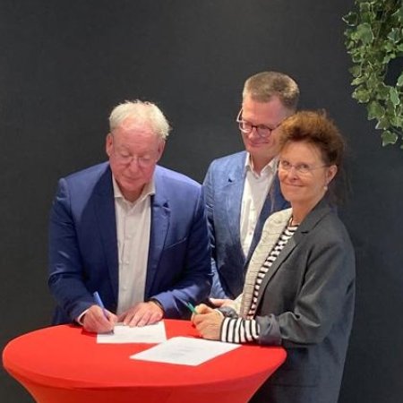 Ondertekening SOK NH Bouwstroom-1